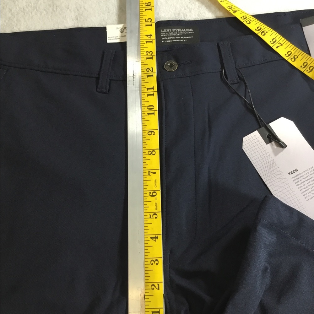 Levi's Men’s Dark Blue Flat Front Shorts SZ 40 X 8 NWT #380 - Picture 5 of 10